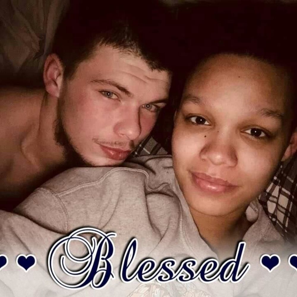 Meet your Posher, Niki